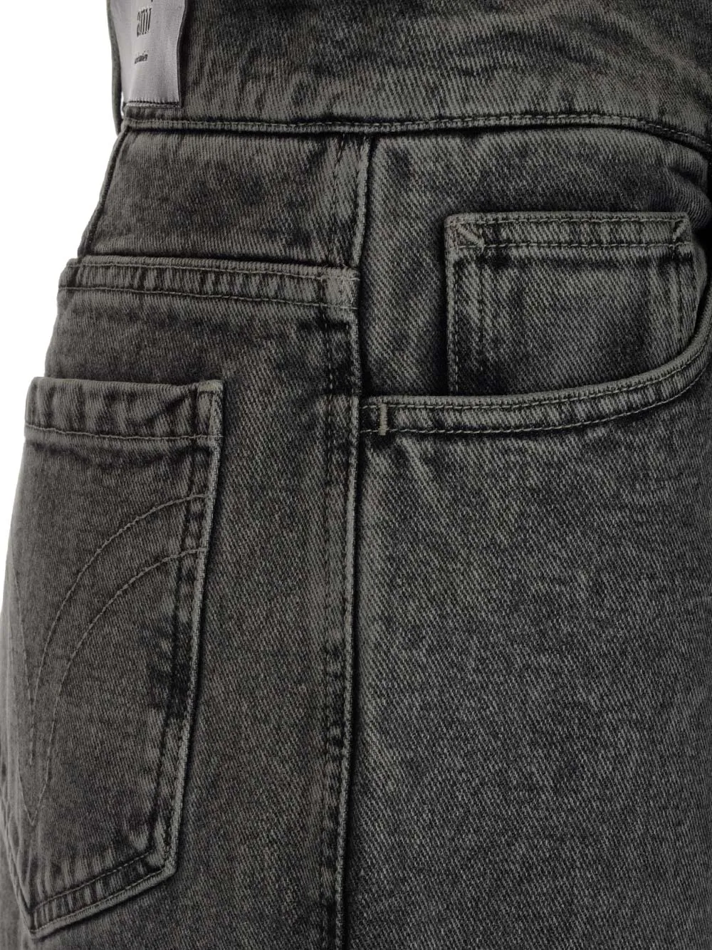 AMI High-Waist Large Fit Jeans