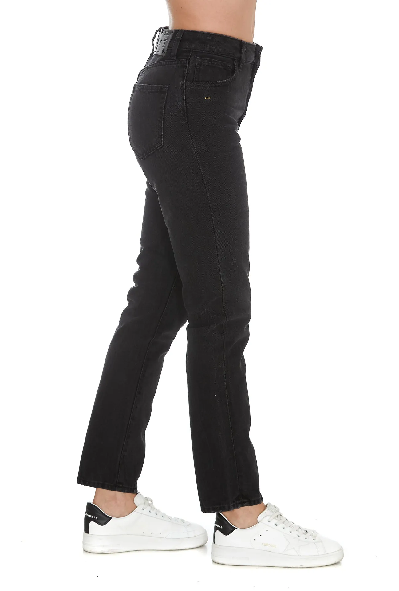 Off-White Buttoned Straight Leg Jeans